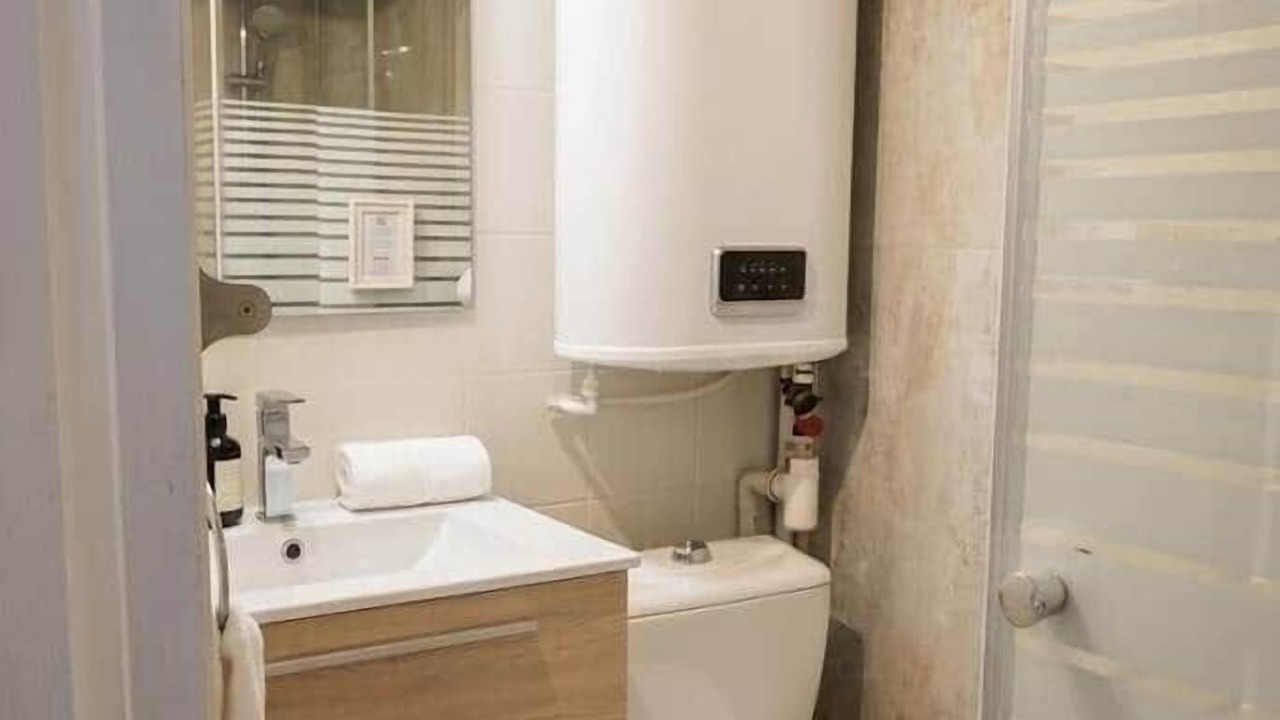Photo of Bathroom in Liberation