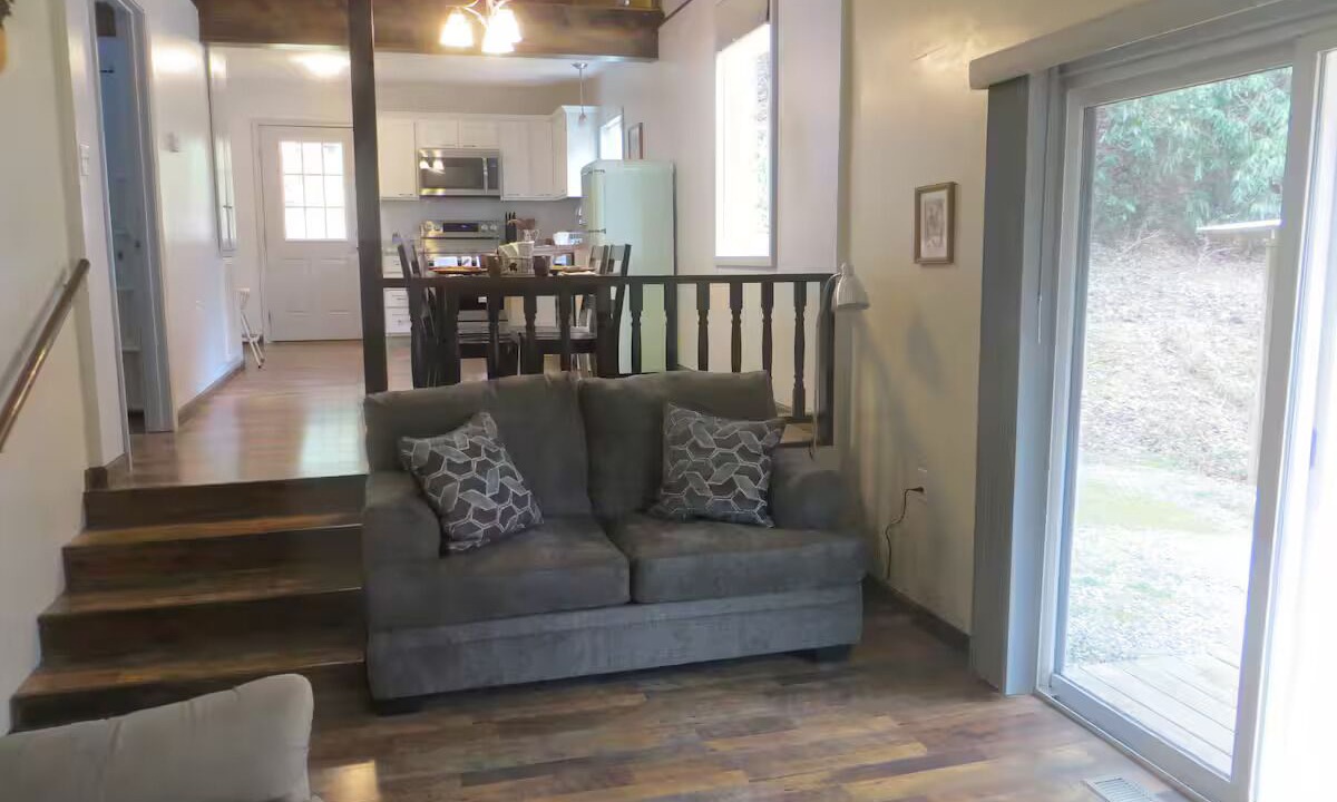 Photo of Livingroom in Hartford