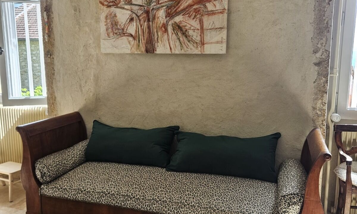Photo of Livingroom in Belmont-Luthezieu