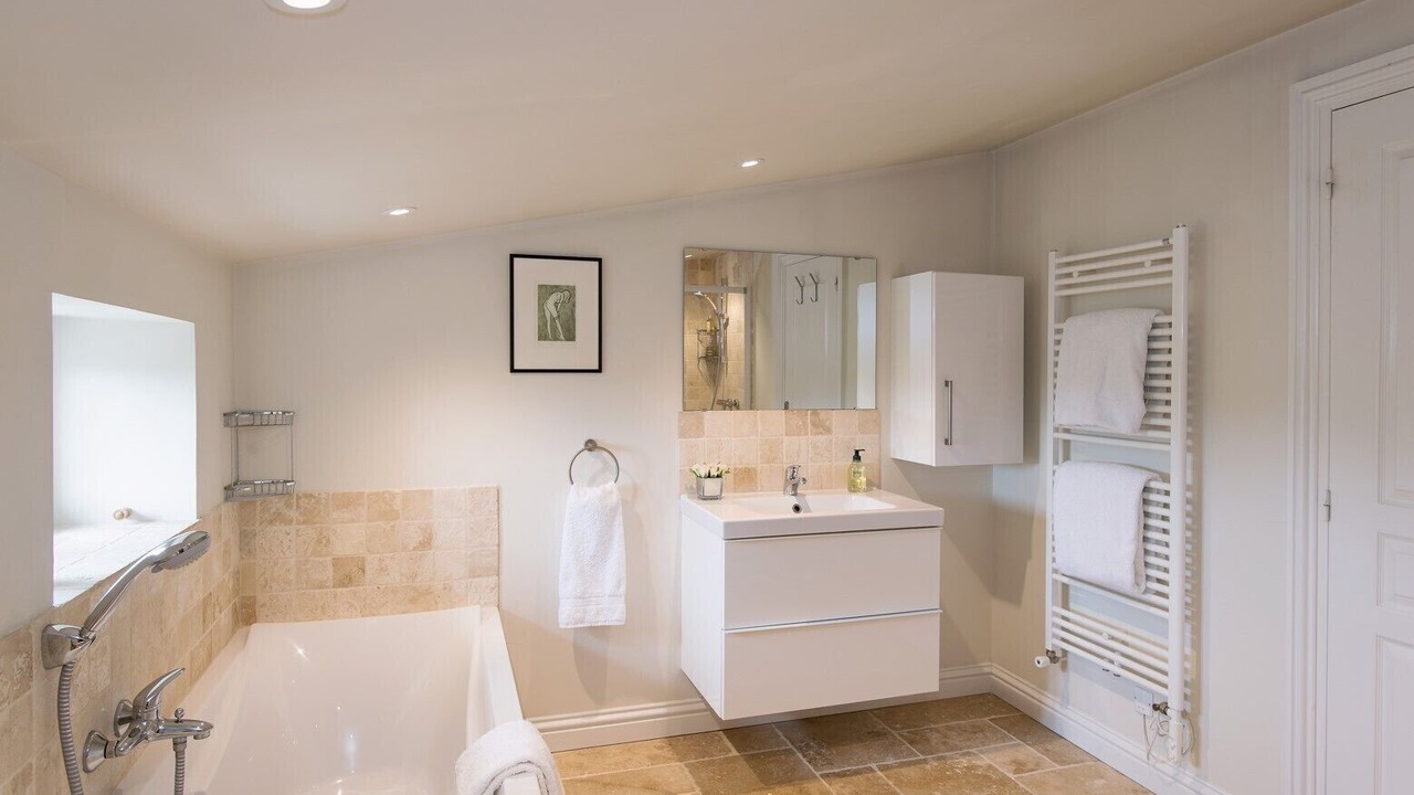 Photo of Bathroom in Andillac