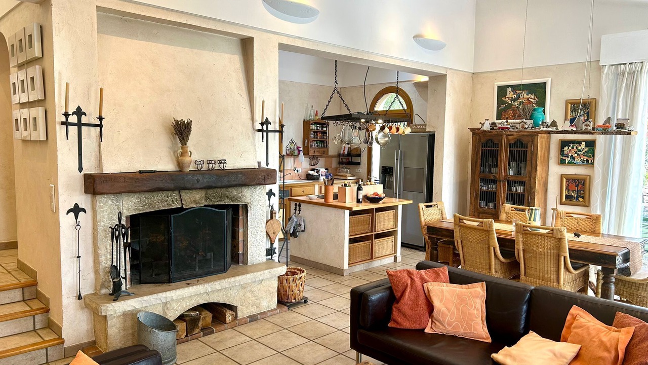 Photo of Livingroom in Esparron-de-Verdon