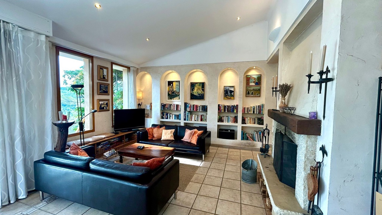 Photo of Livingroom in Esparron-de-Verdon