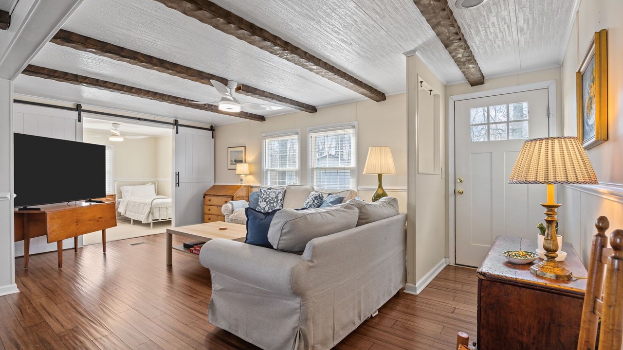 Photo of Livingroom in Columbia