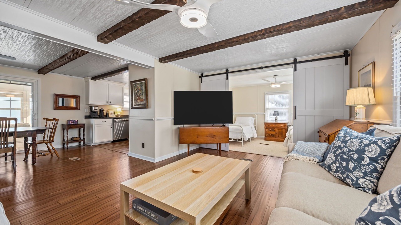Photo of Livingroom in Columbia