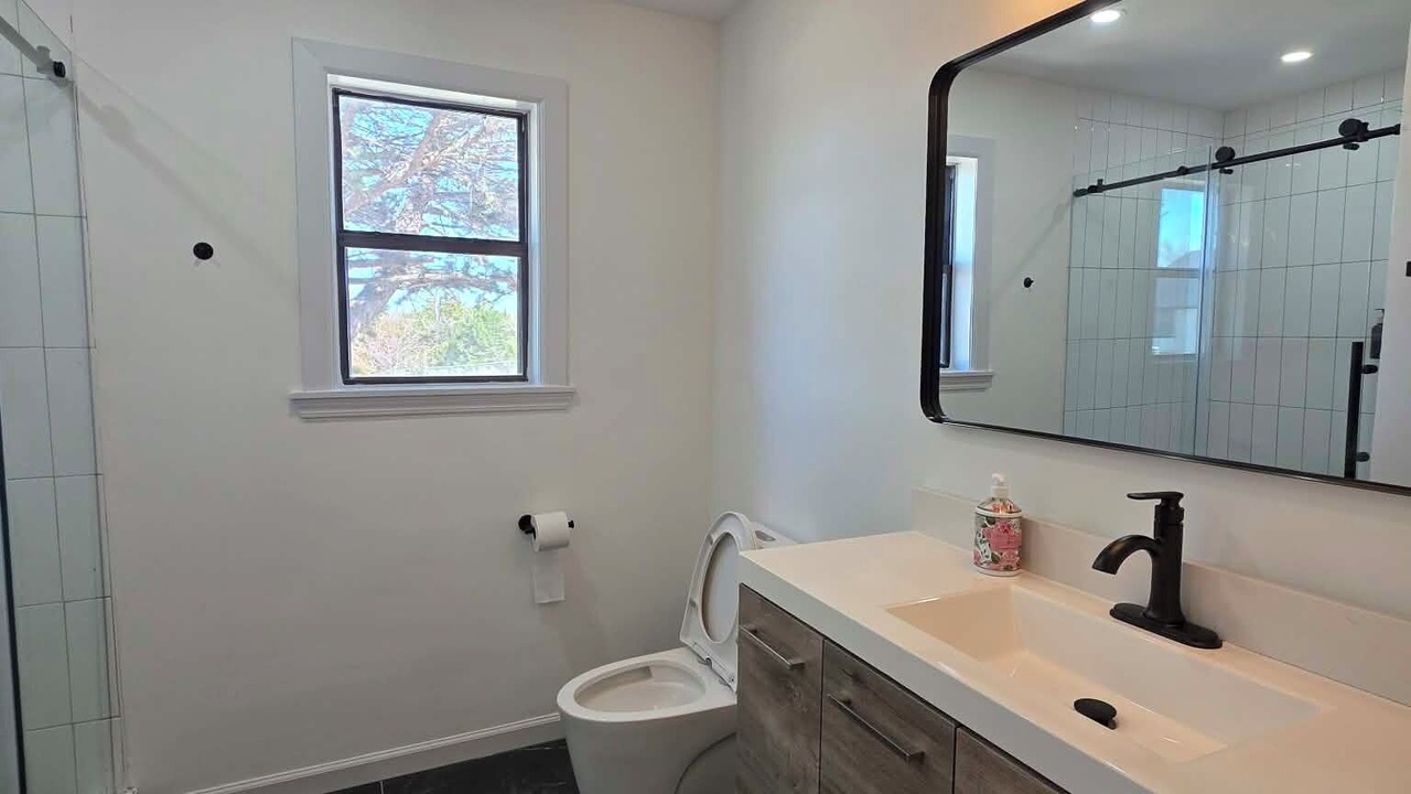 Photo of Bathroom in Lawton