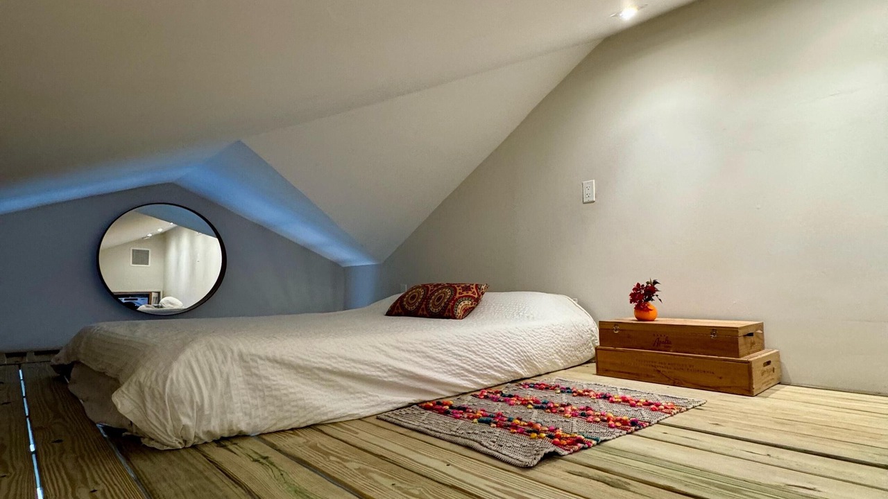 Photo of Bedroom in The Roads