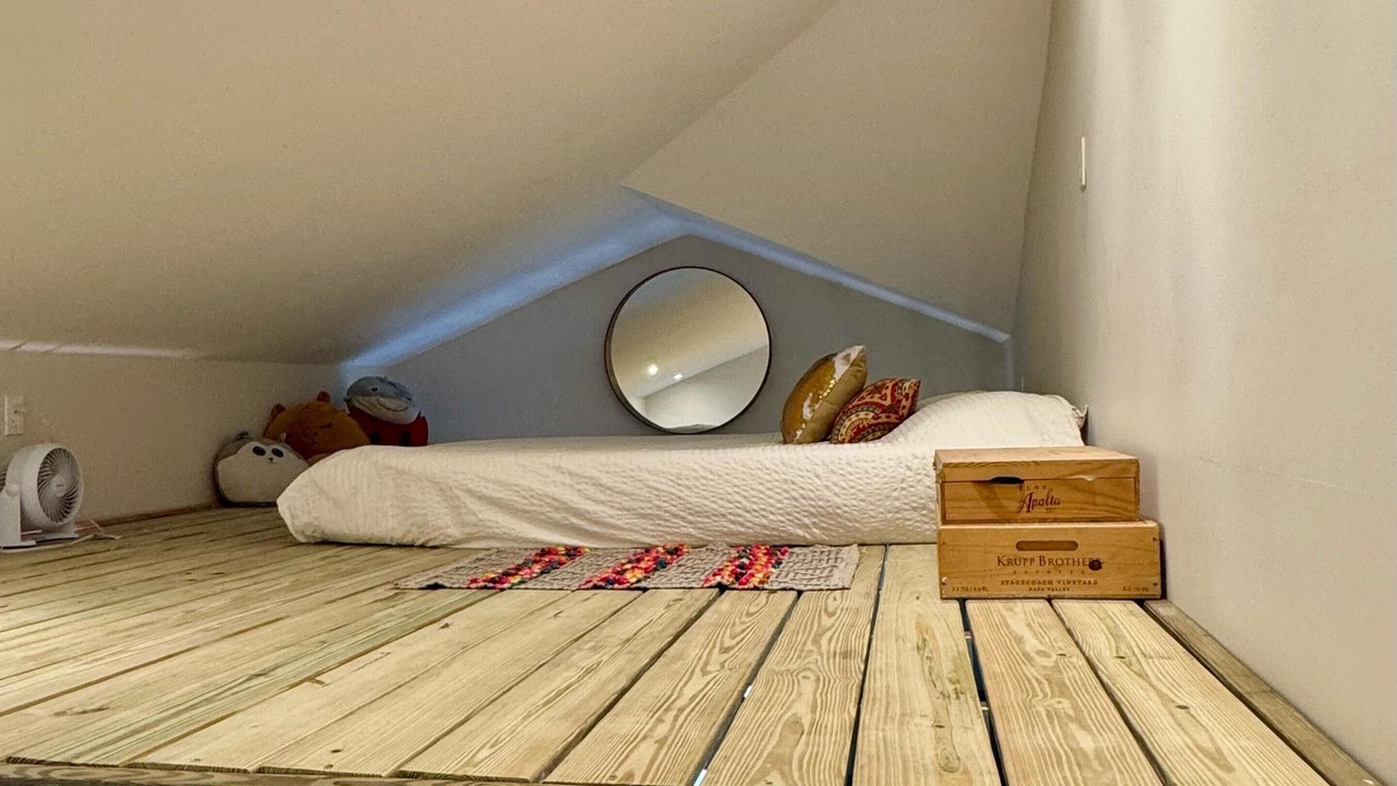 Photo of Bedroom in The Roads