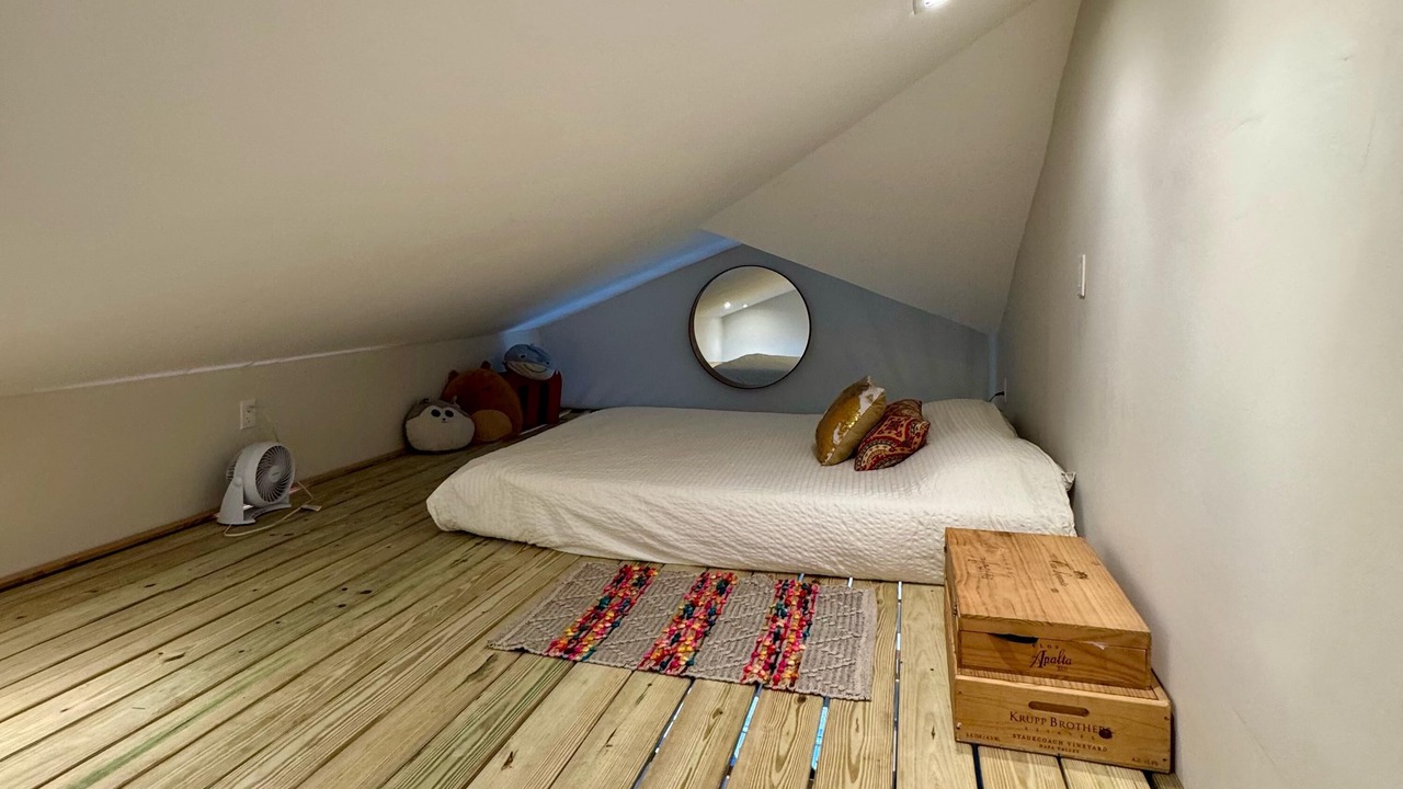Photo of Bedroom in The Roads