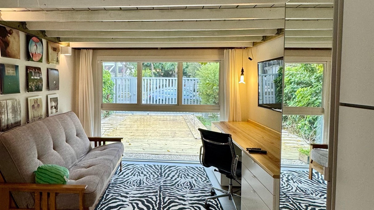 Photo of Livingroom in The Roads