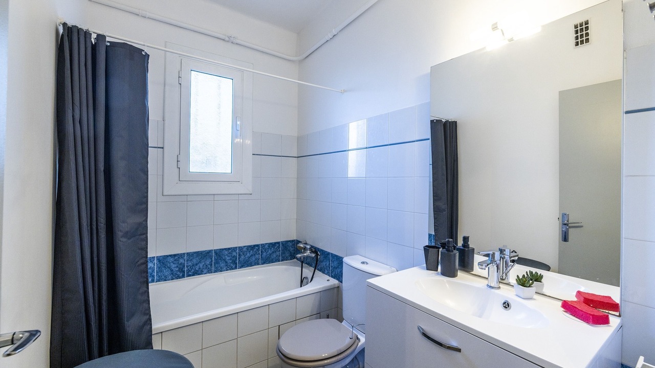 Photo of Bathroom in Les Platanes