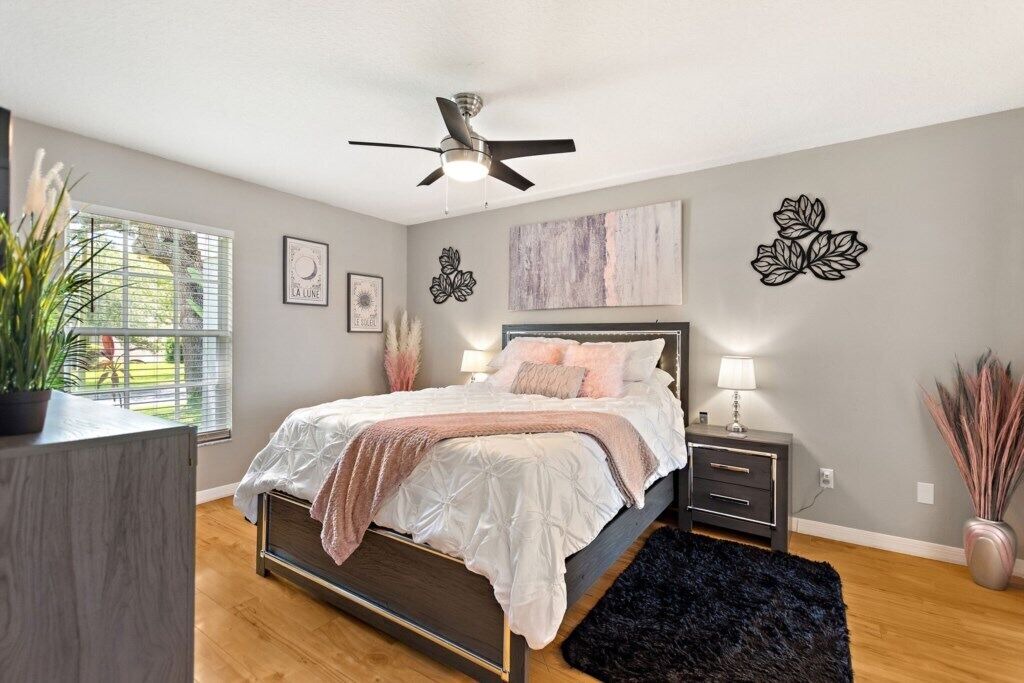 Photo of Bedroom in Sunridge Woods