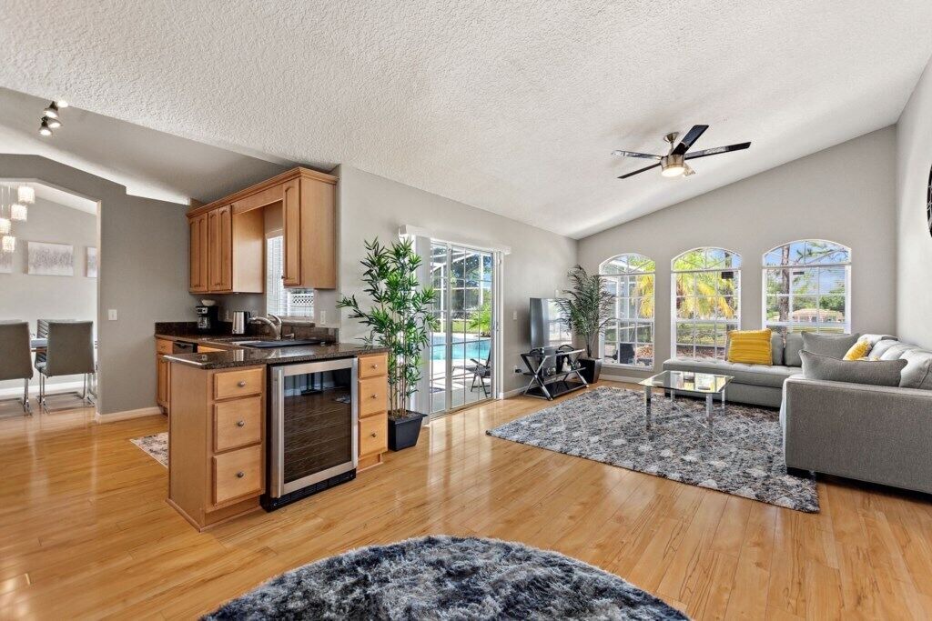 Photo of Livingroom in Sunridge Woods