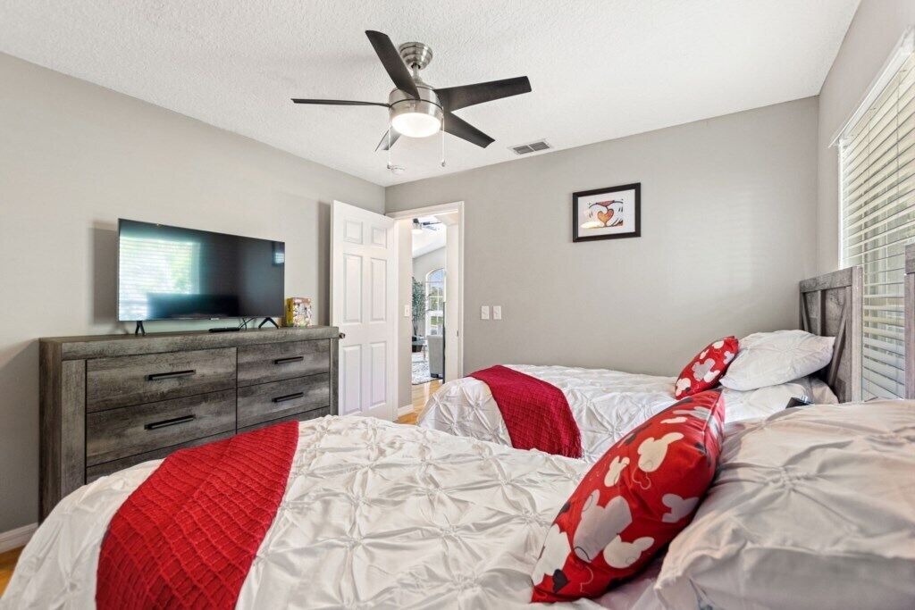 Photo of Bedroom in Sunridge Woods