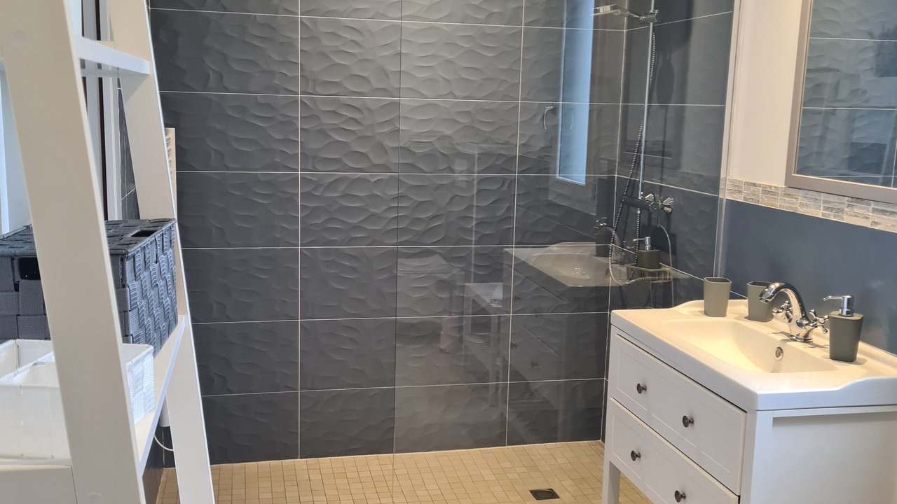 Photo of Bathroom in Dol-de-Bretagne
