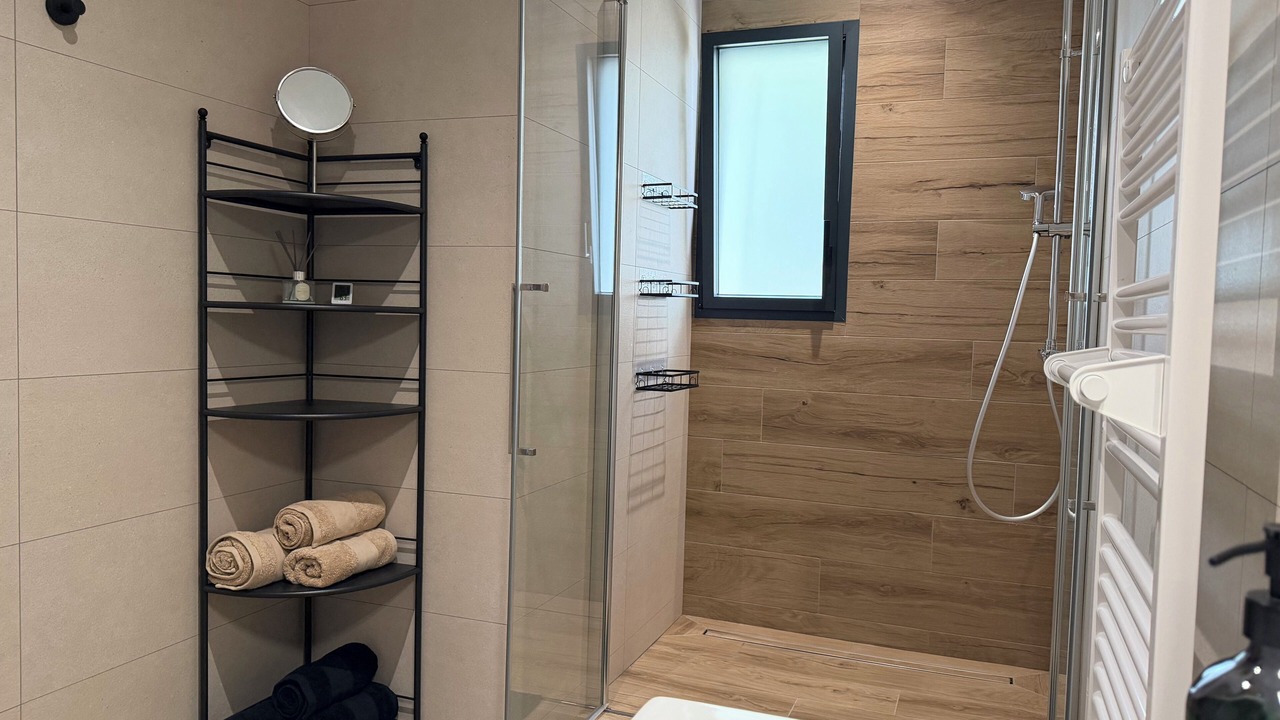 Photo of Bathroom in L'Aiguillon-sur-Vie
