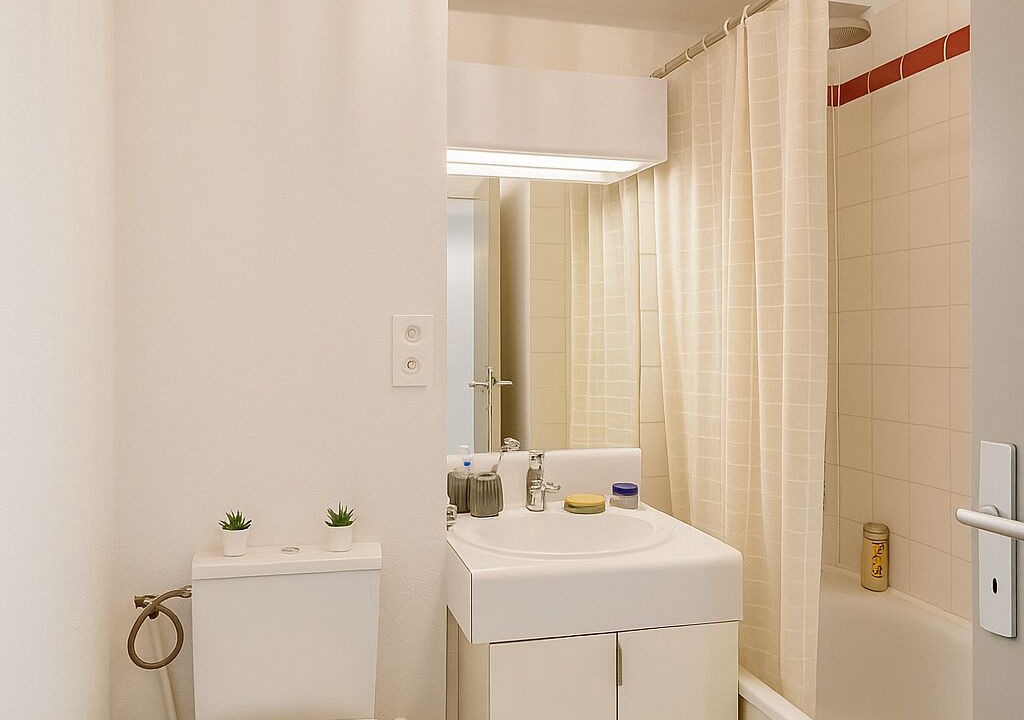 Photo of Bathroom in Vauban - Wazemmes