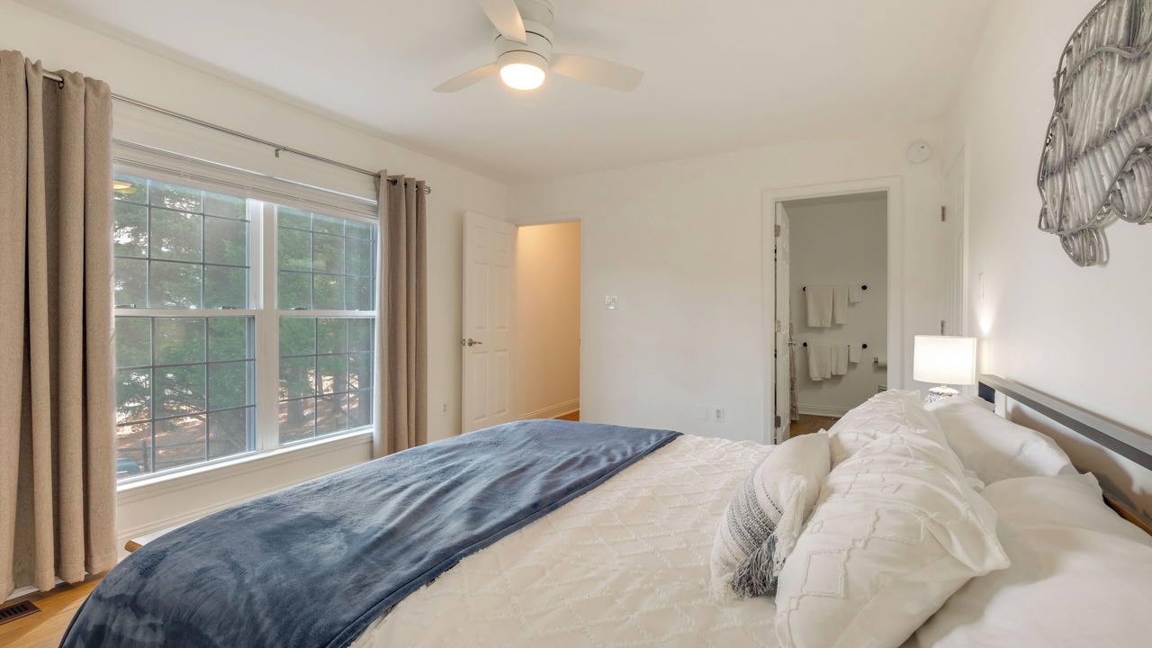 Photo of Bedroom in Reedville