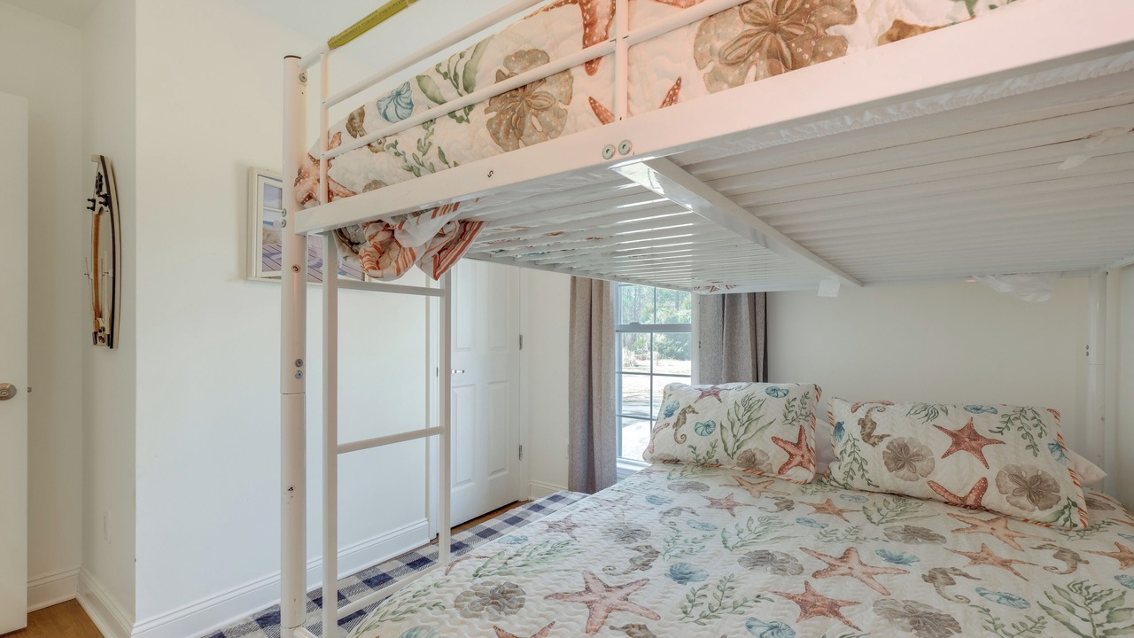 Photo of Bedroom in Reedville