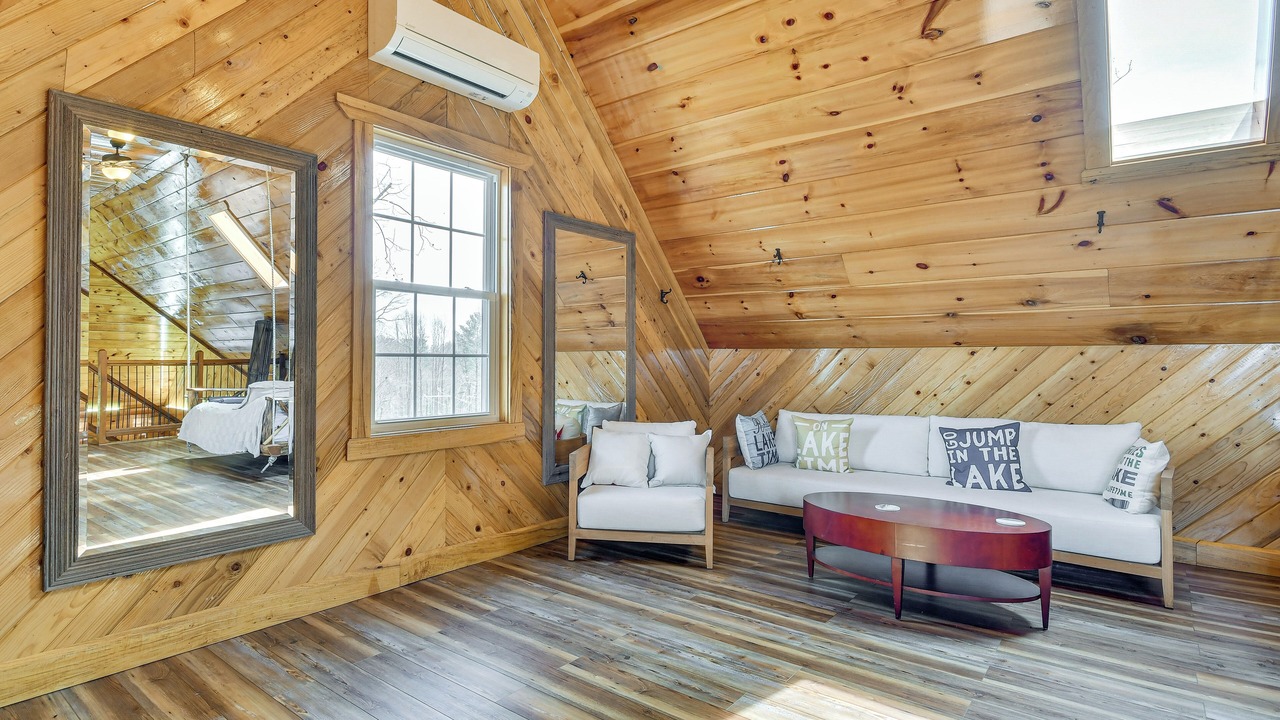 Photo of Livingroom in Morganton