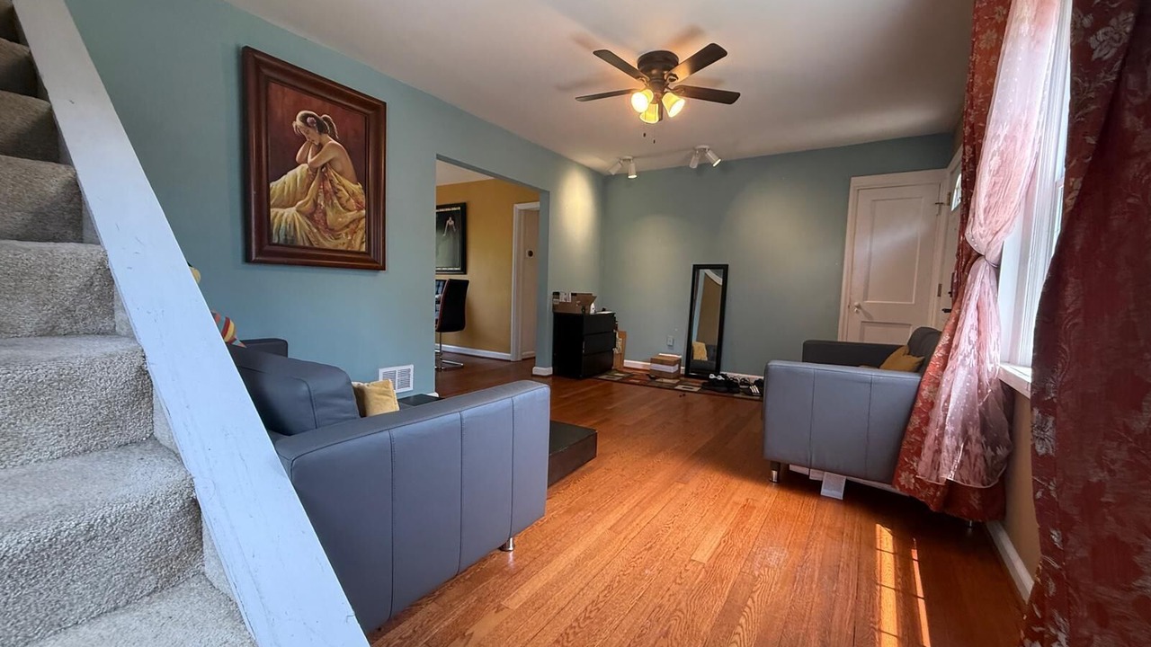 Photo of Livingroom in Pentagon City