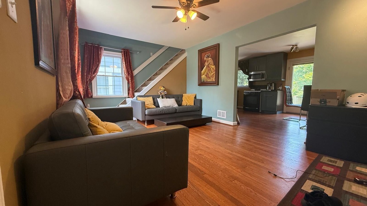 Photo of Livingroom in Pentagon City