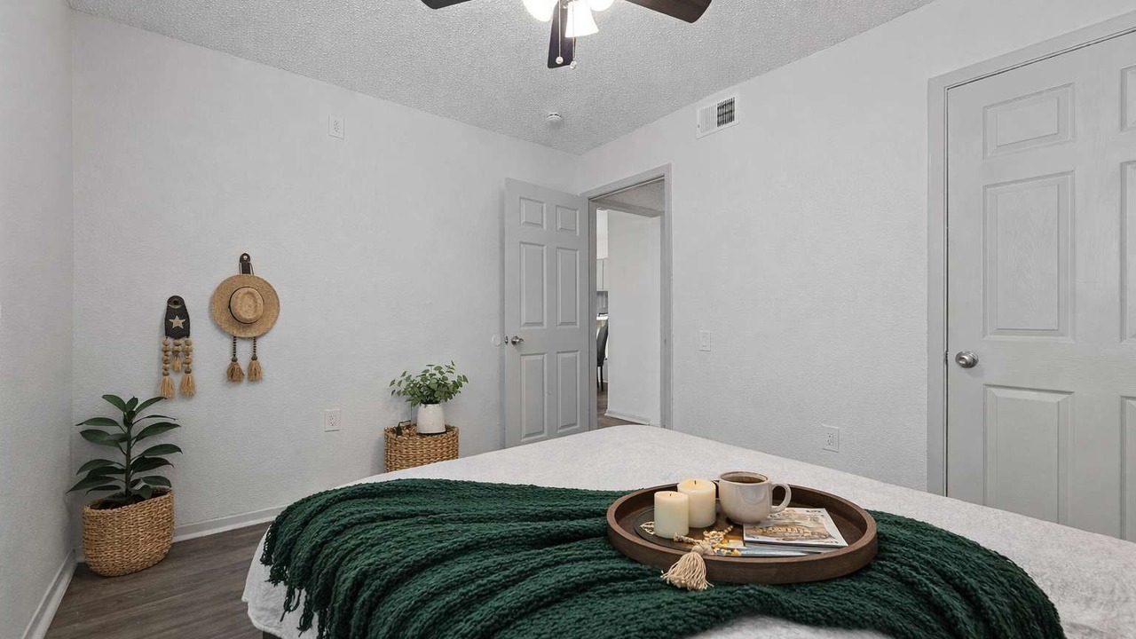 Photo of Bedroom in Central Arlington