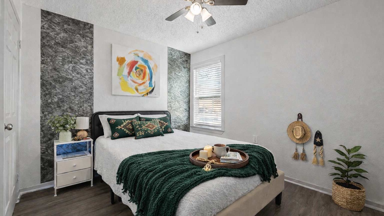 Photo of Bedroom in Central Arlington