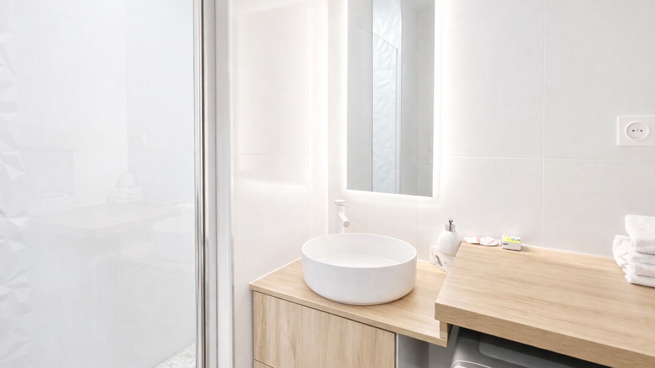 Photo of Bathroom in Mons-en-Baroeul