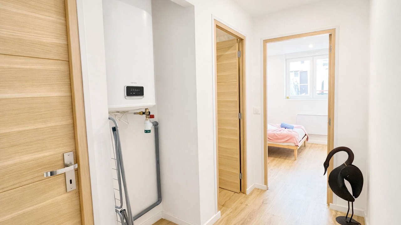 Photo of Bedroom in Mons-en-Baroeul