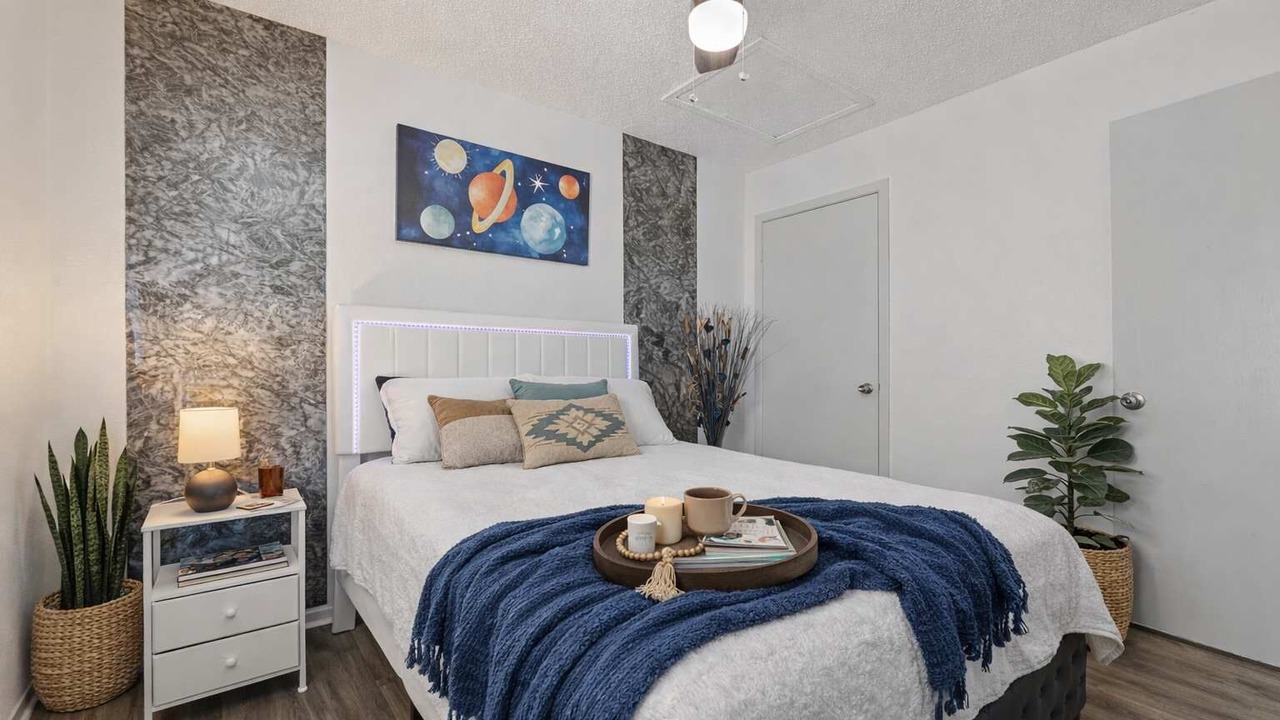 Photo of Bedroom in Central Arlington