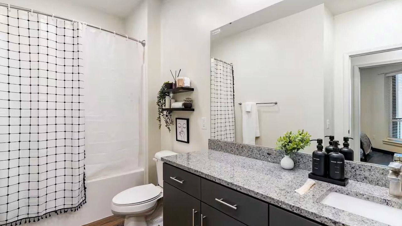 Photo of Bathroom in Downtown St. Louis