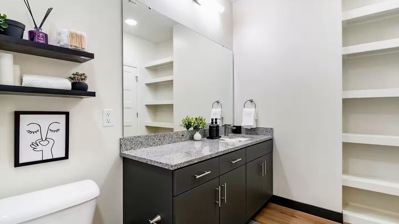 Photo of Bathroom in Downtown St. Louis