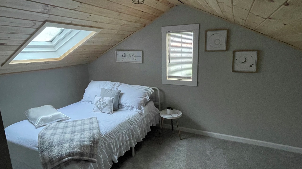 Photo of Bedroom in Bristol Hills
