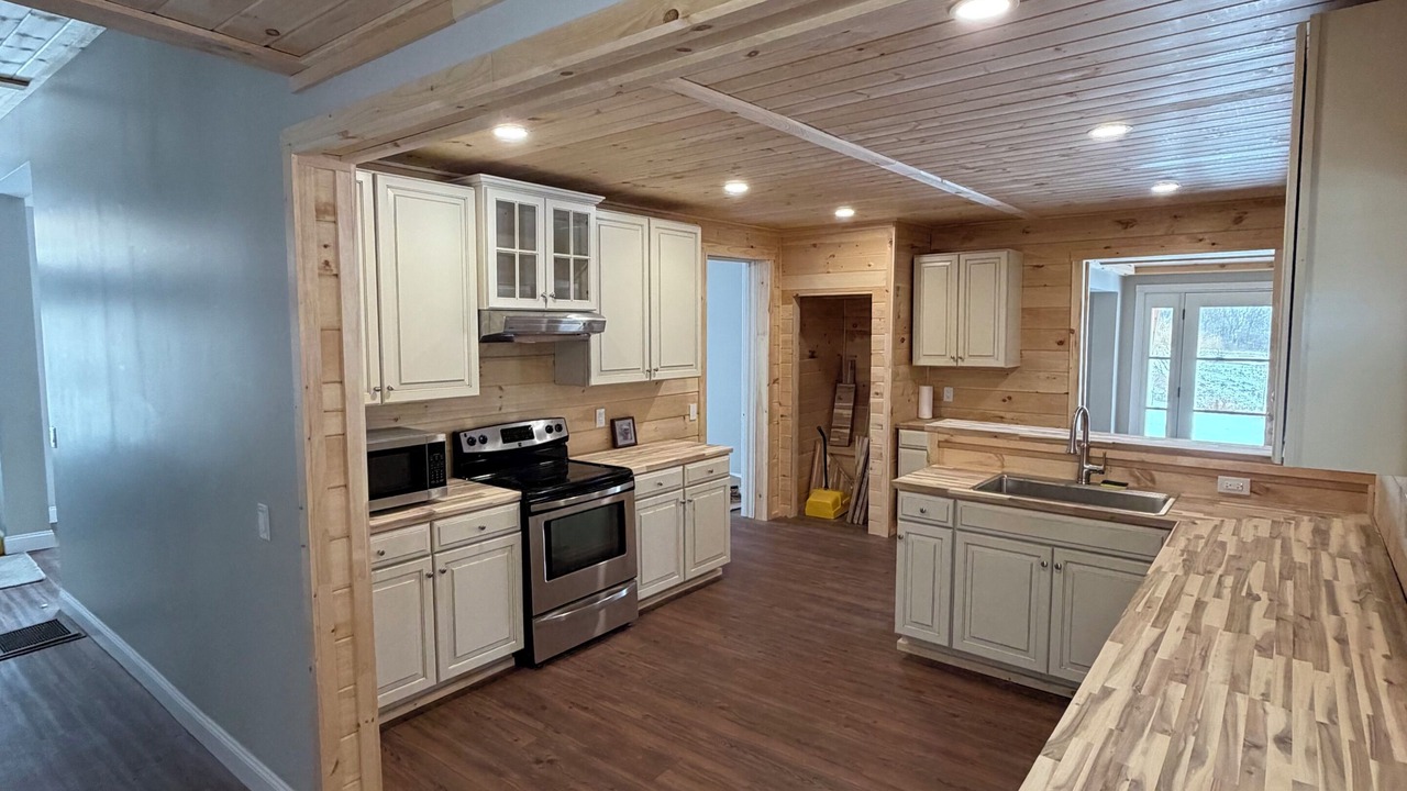 Photo of Kitchen in Bristol Hills