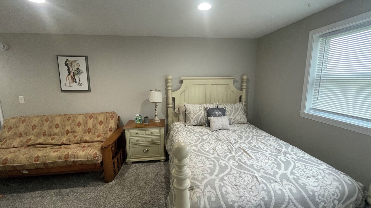 Photo of Bedroom in Bristol Hills