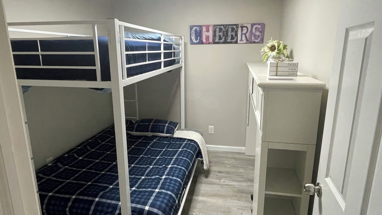 Photo of Bedroom in Bristol Hills
