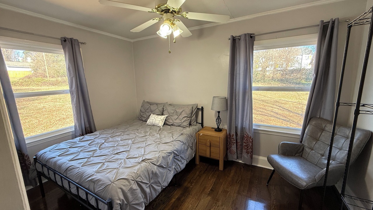 Photo of Bedroom in Enderly Park