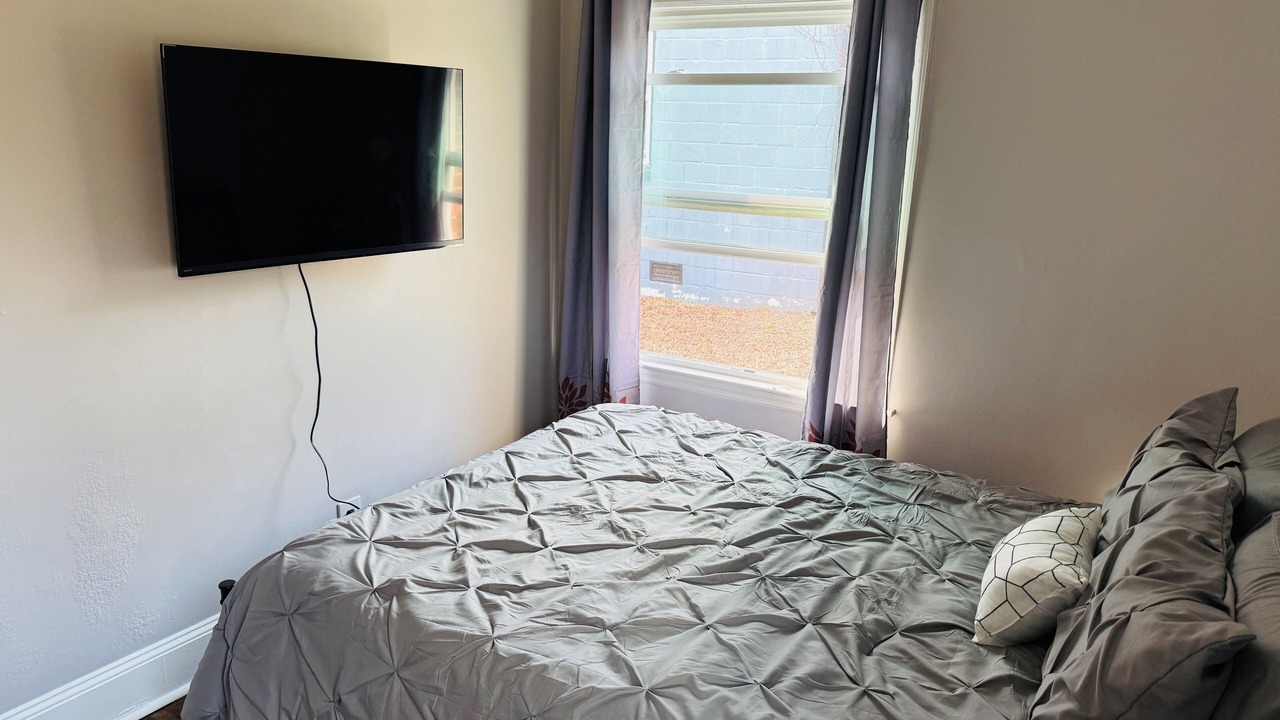 Photo of Bedroom in Enderly Park