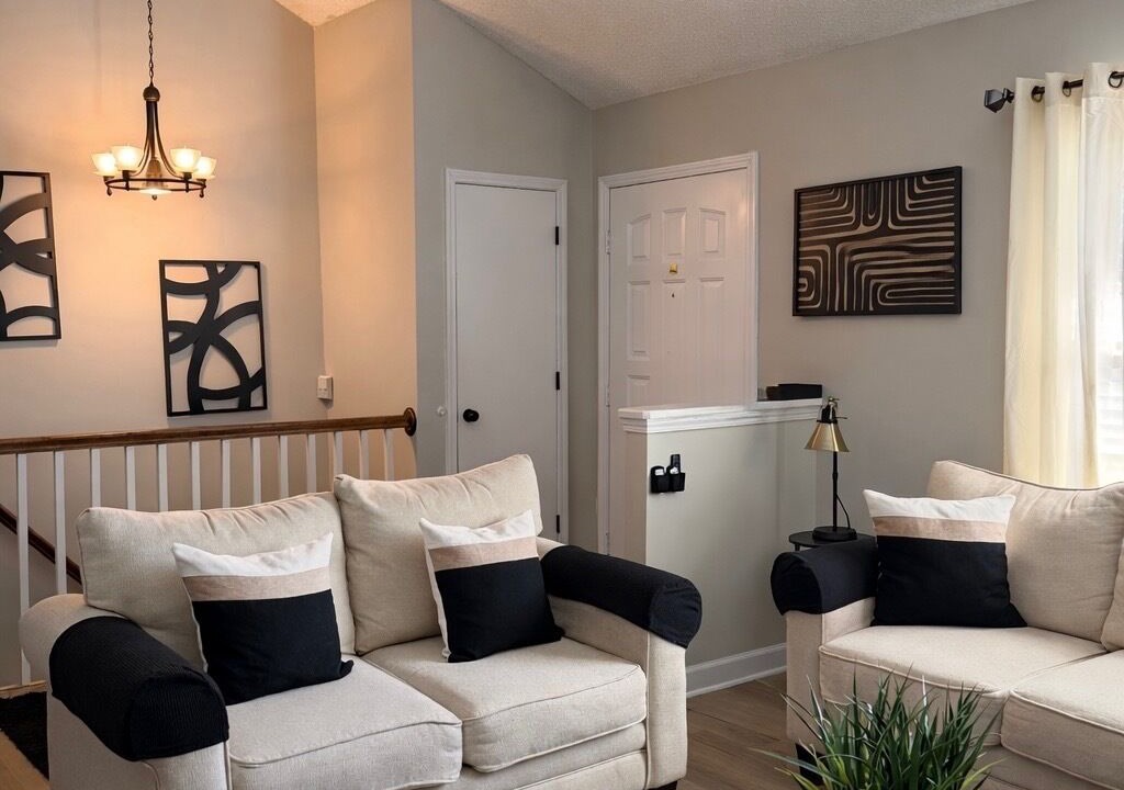 Photo of Livingroom in Grandview