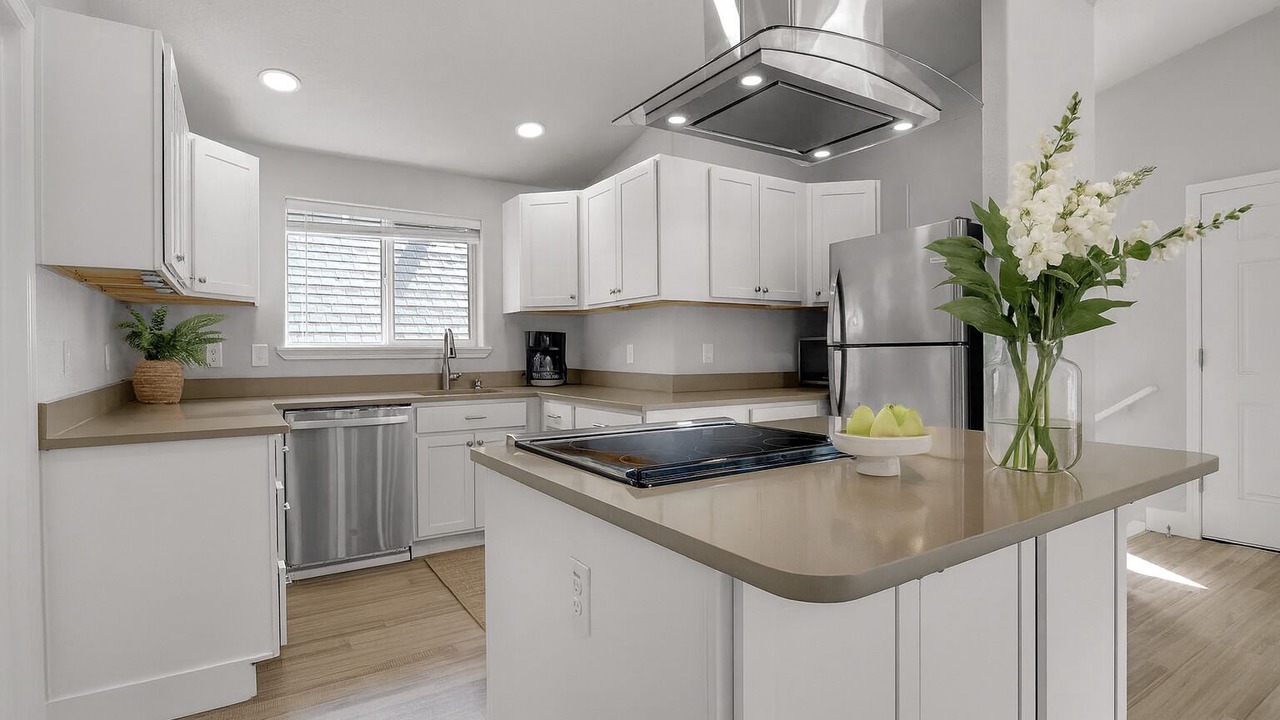 Photo of Kitchen in Manzanita