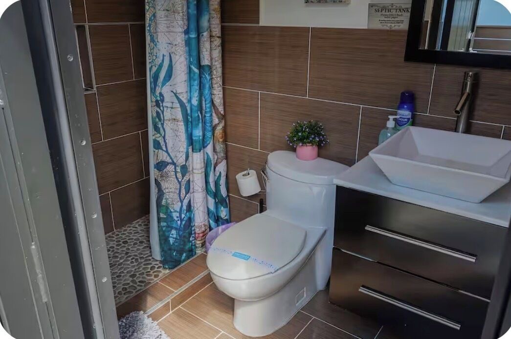 Photo of Bathroom in Palmetto Estates
