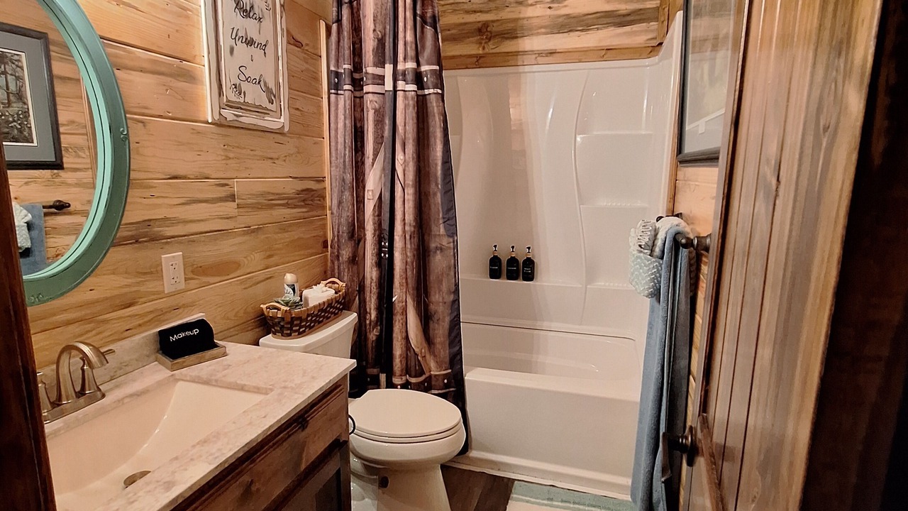 Photo of Bathroom in Ringold