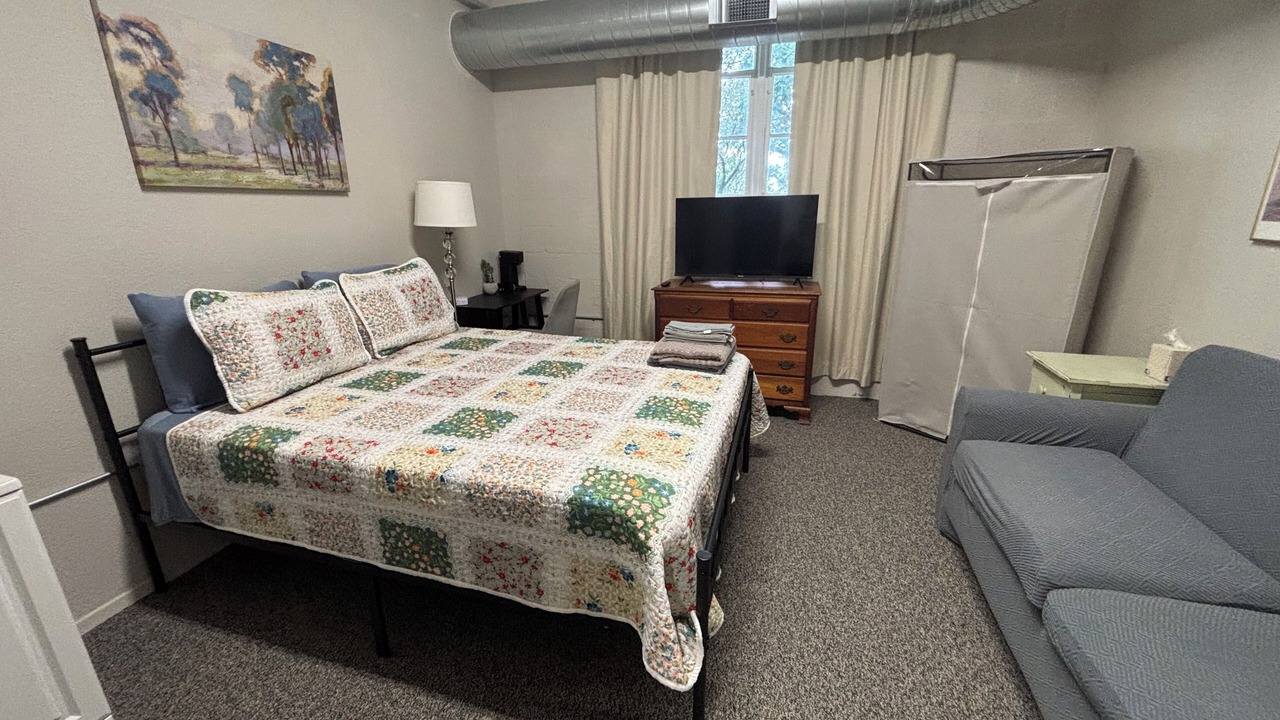 Photo of Bedroom in Mineral Wells