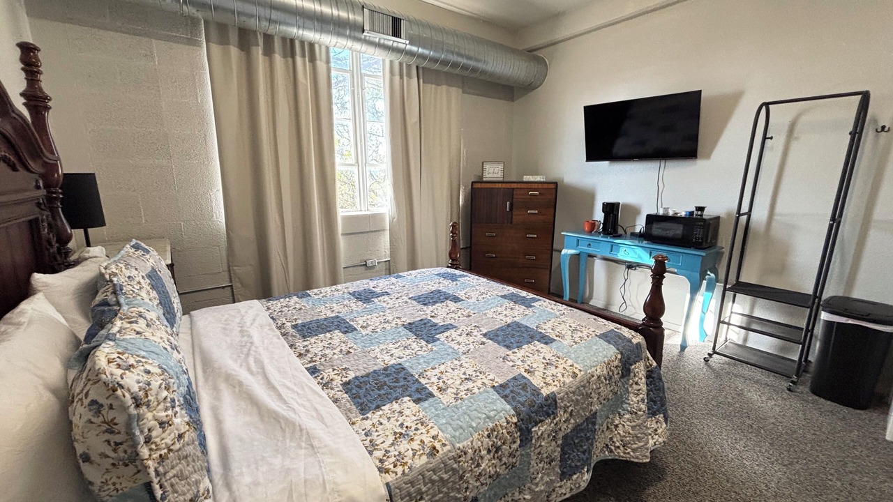 Photo of Bedroom in Mineral Wells