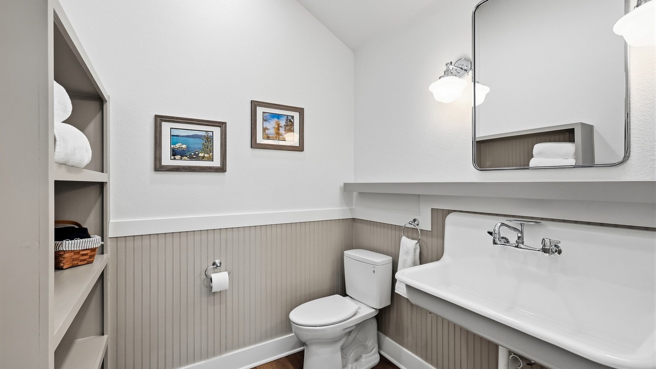 Photo of Bathroom in Graford