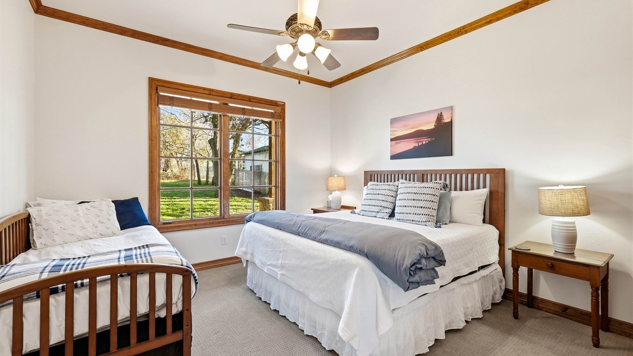Photo of Bedroom in Graford