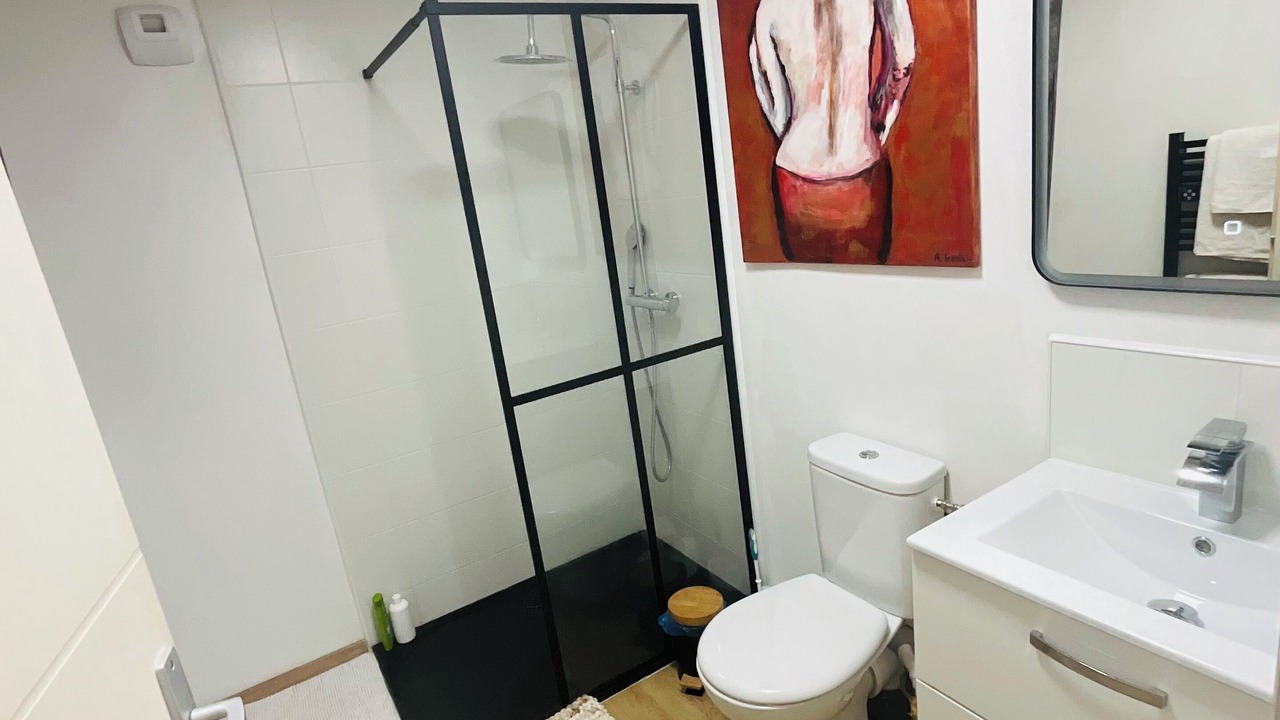Photo of Bathroom in Mirepoix