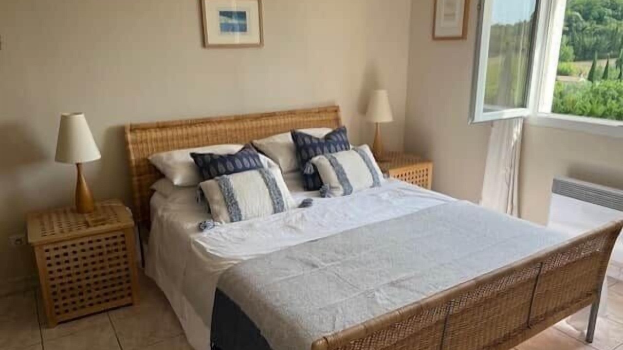 Photo of Bedroom in Verzeille