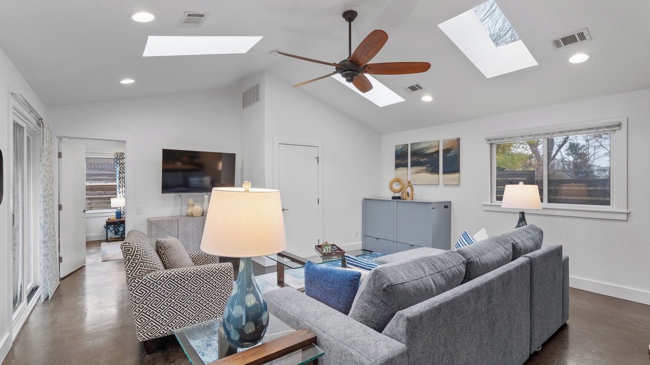 Photo of Livingroom in Crestview