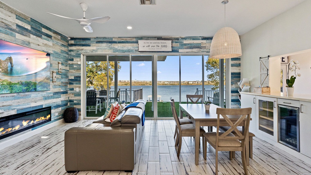 Photo of Livingroom in Auburndale